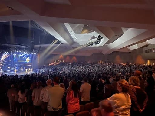 Lakepointe Church logo
